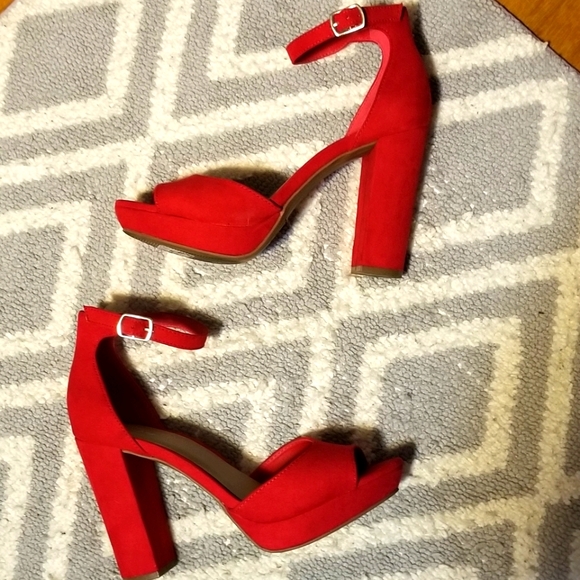 Maison Jules red Platforms  shoes - Picture 1 of 9